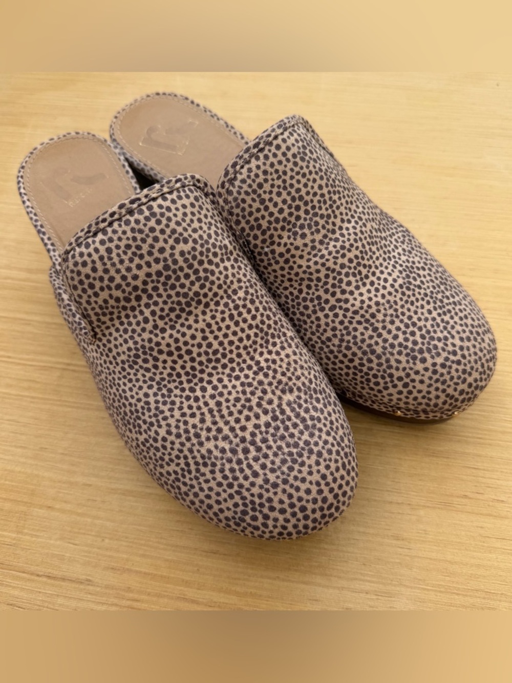 Report Spotted‎ Mule Clogs Size 7 Brown Wood Heel Slip On Boho